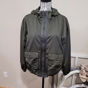 Old Navy Active Womens SZ XS Olive Green Bomber Jacket Windbreaker hooded